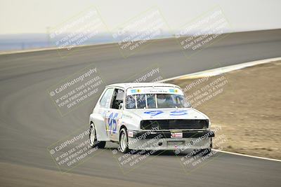 media/Jan-26-2025-CalClub SCCA (Sun) [[cfcea7df88]]/Group 5/Race/